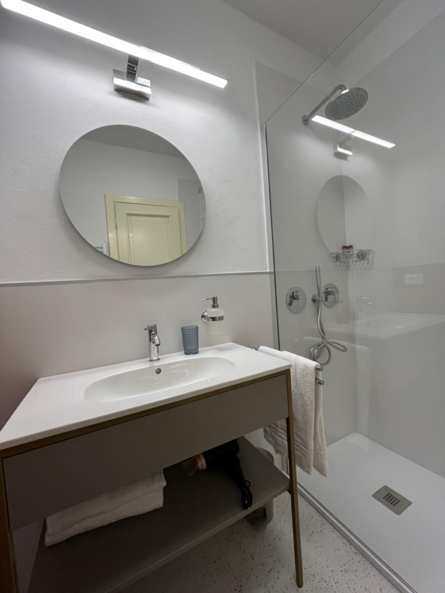 Hotel Duca D'Aosta Флоренция Экстерьер фото