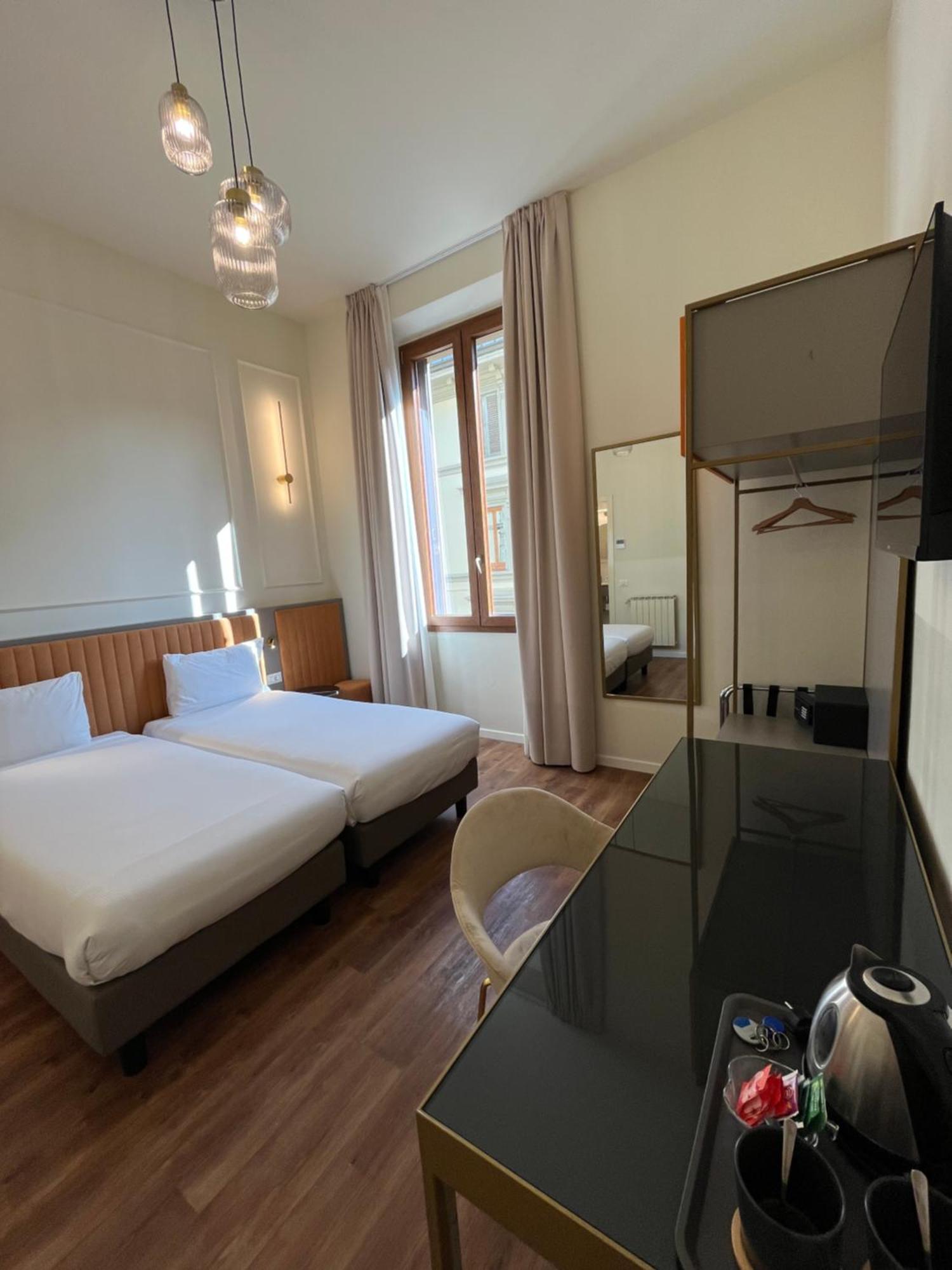 Hotel Duca D'Aosta Флоренция Экстерьер фото