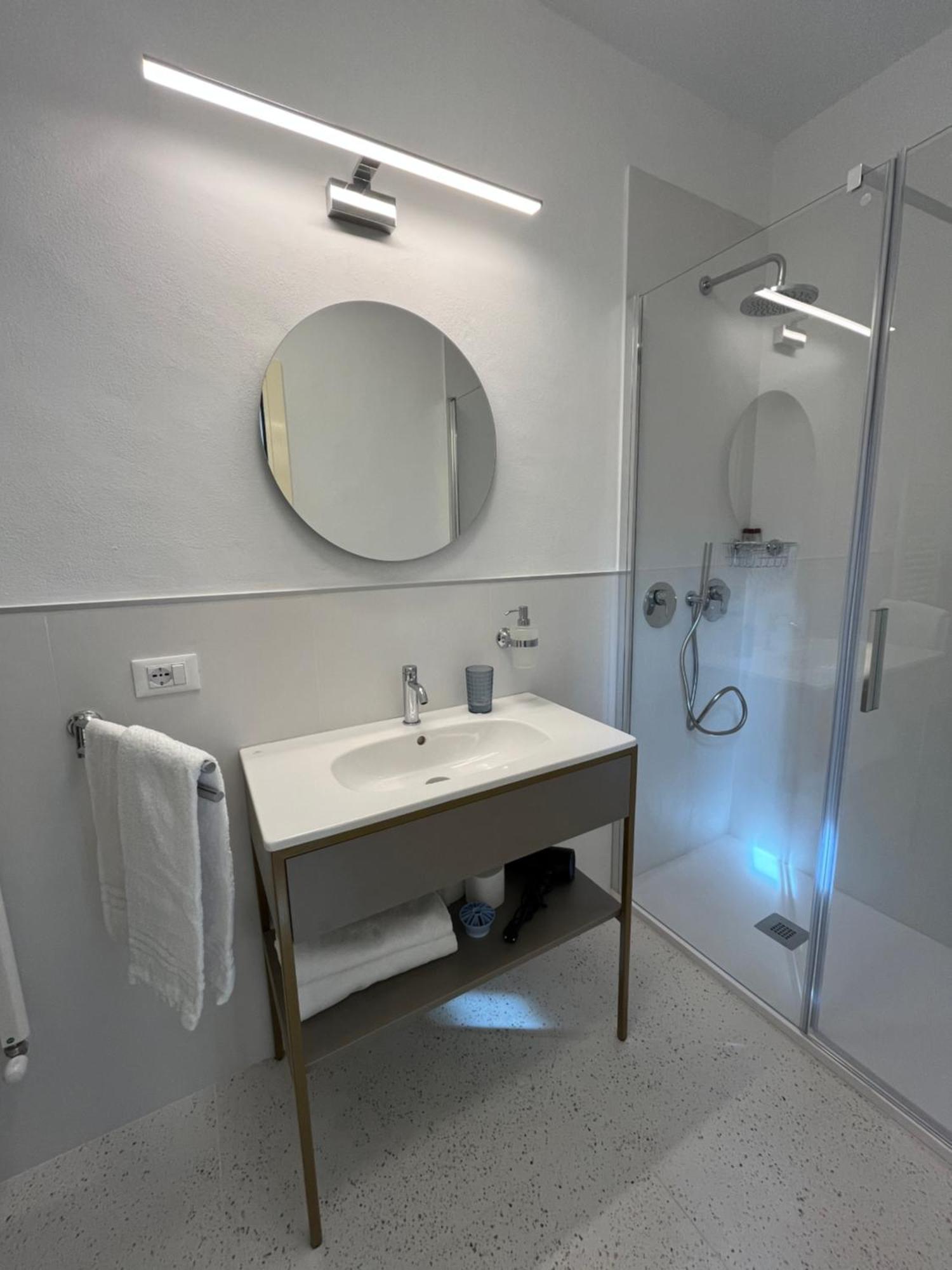 Hotel Duca D'Aosta Флоренция Экстерьер фото