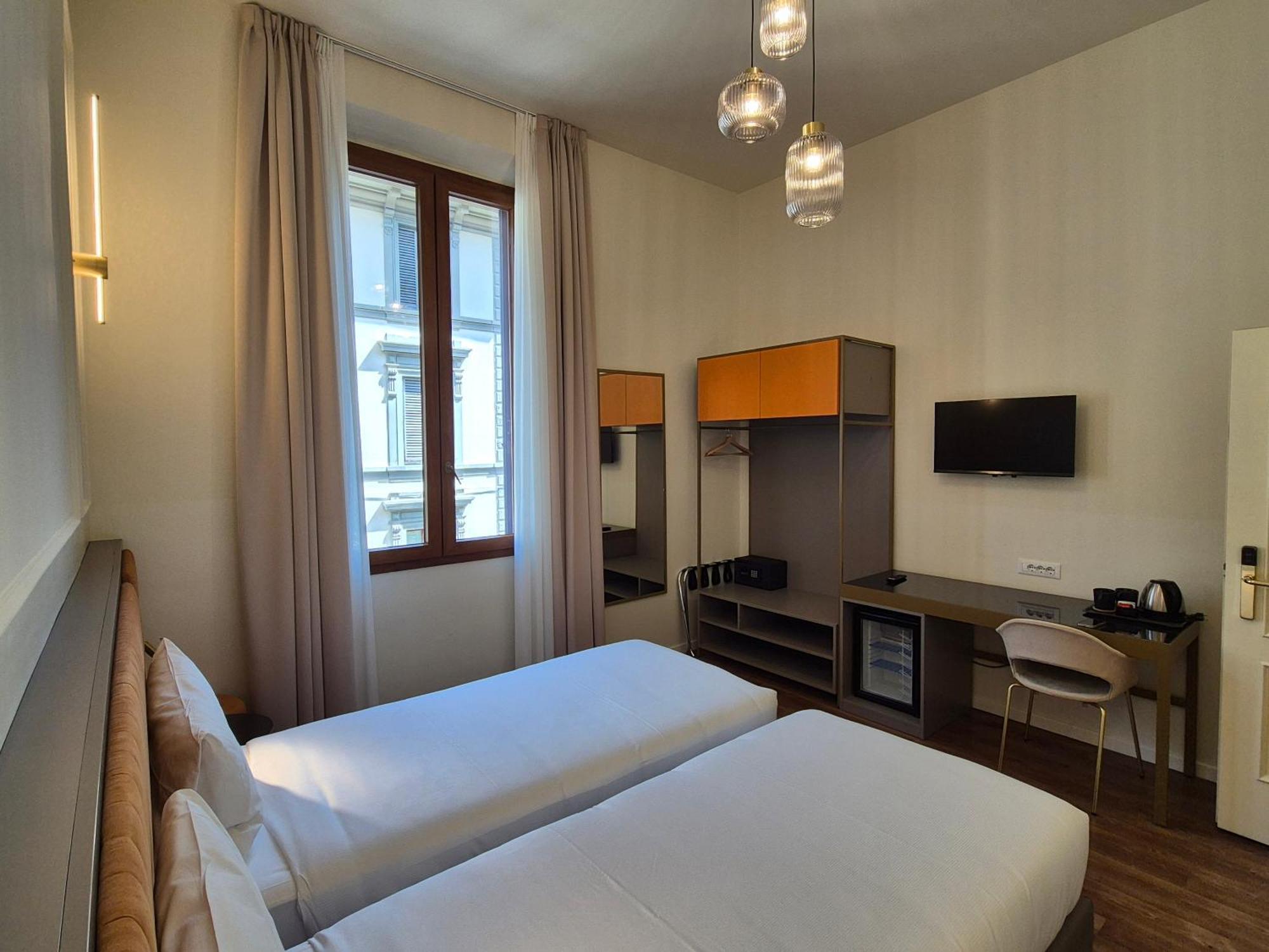 Hotel Duca D'Aosta Флоренция Экстерьер фото